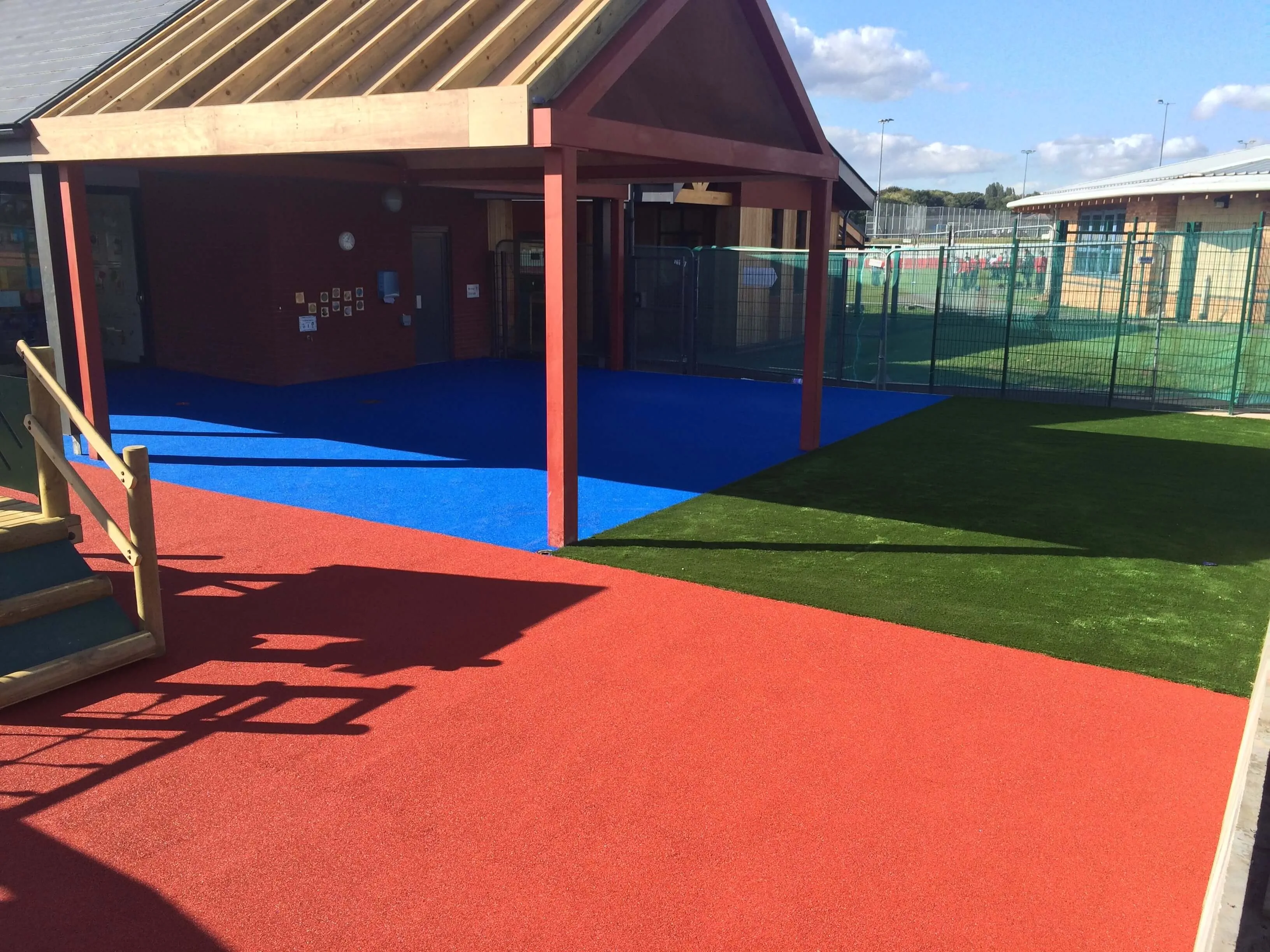 Fernwood Infant and Junior School Wet Pour and Play Grass